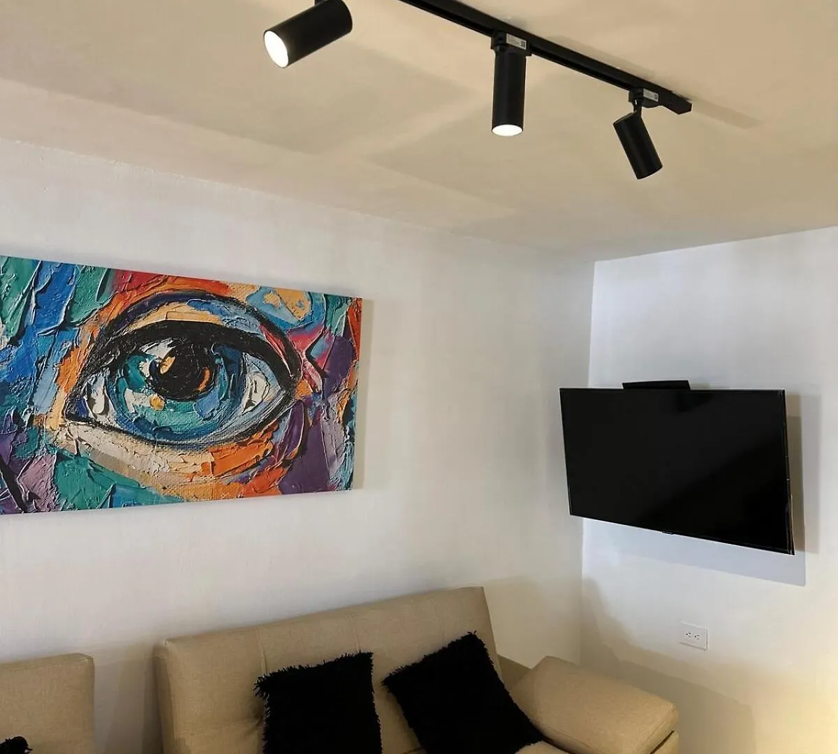 Modern House With Jacuzzi Stadium Medellín Appartement